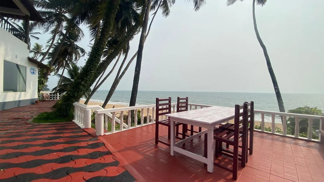Πανσιόν Willo Stays On The Beach Sea View Ocean Hues Holiday Home Kannur