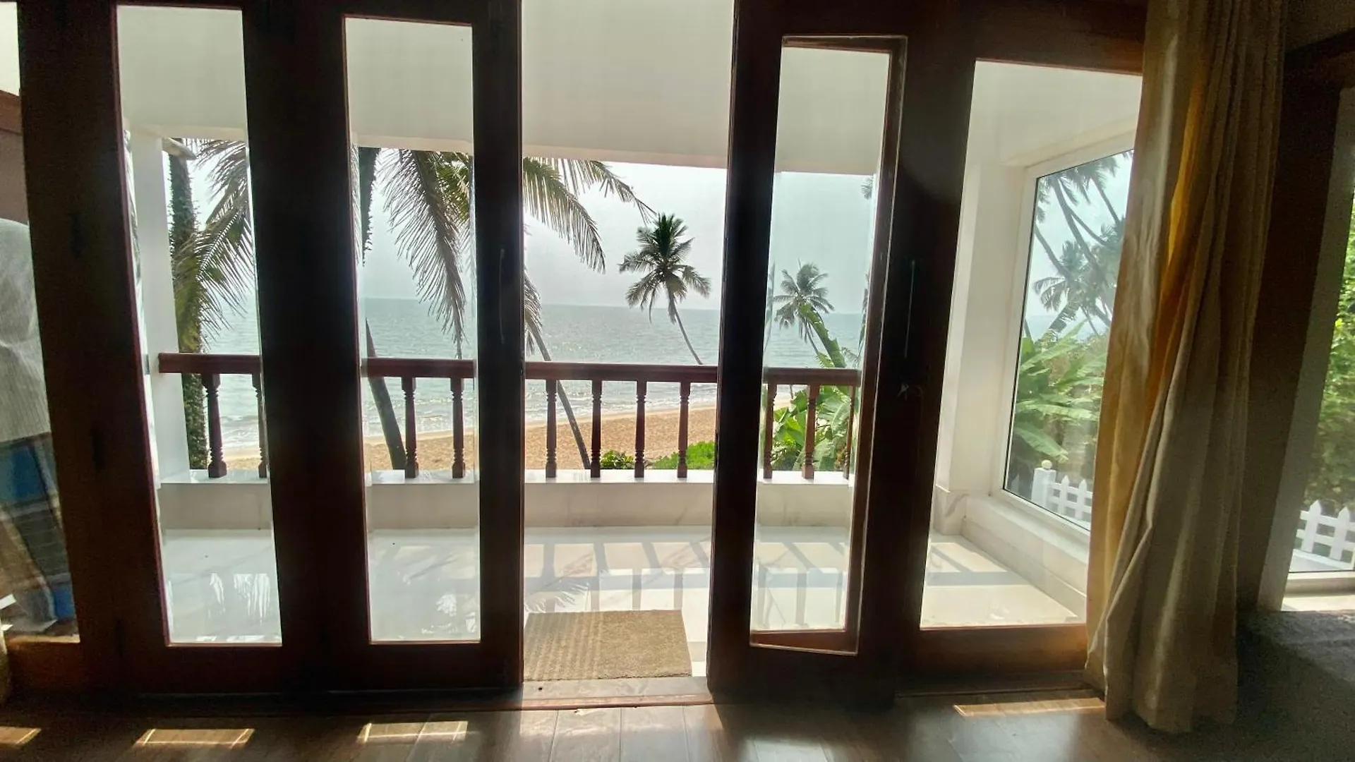 Willo Stays On The Beach Sea View Ocean Hues Holiday Home Kannur Konukevi